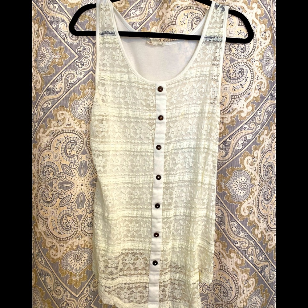 Lace Cream tank top.